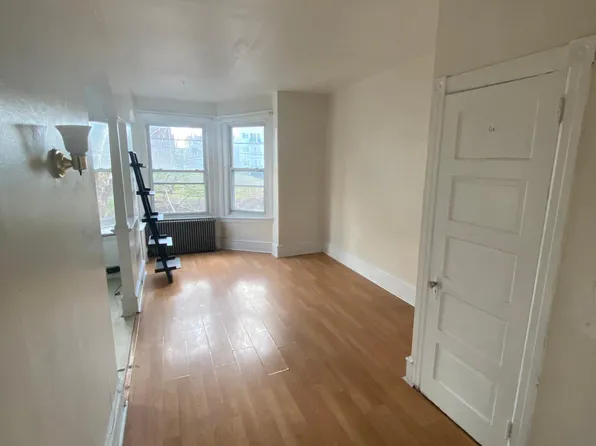 4217 Baltimore Ave APT 2F, Philadelphia, PA 19104