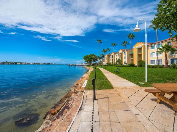 160 Yacht Club Way APT 109, Hypoluxo, FL 33462
