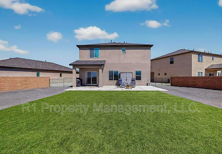 108 Hue St SW — Photo 83