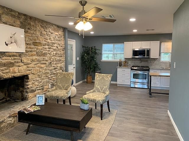 1st image of 2602 Audubon Pl Unit B