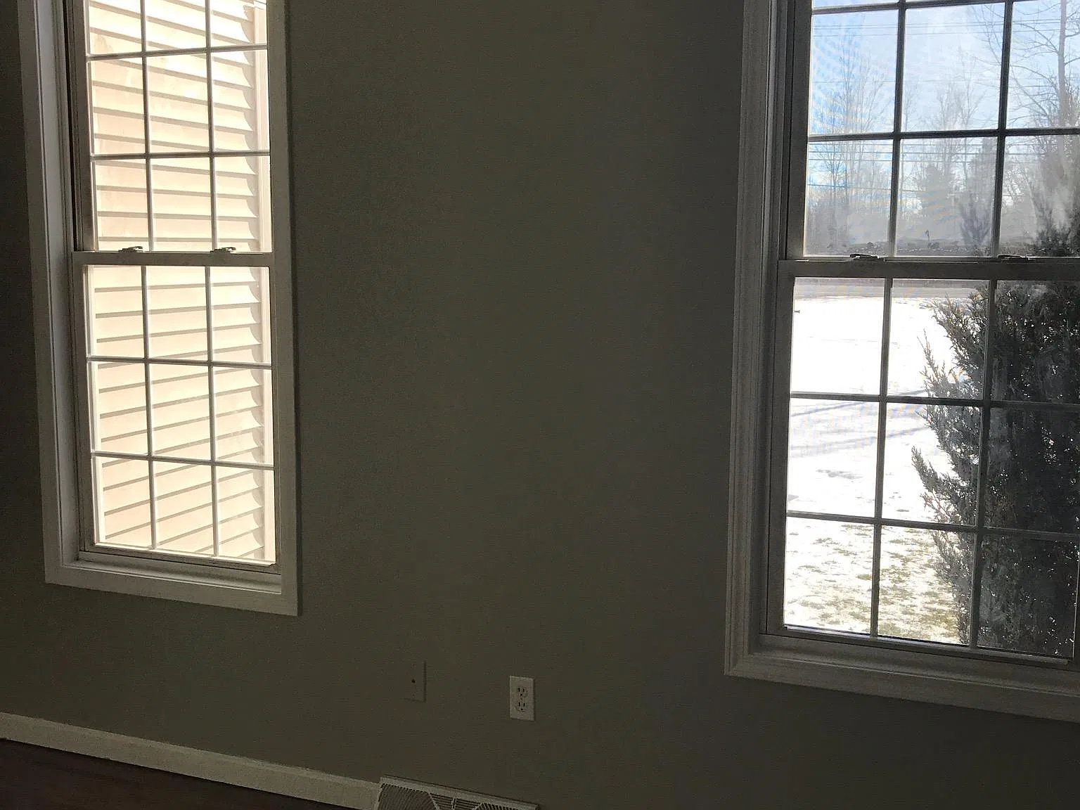 4676 Walden Ave — Photo 4