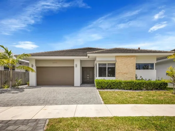 15037 SW 174th St, Miami, FL 33187