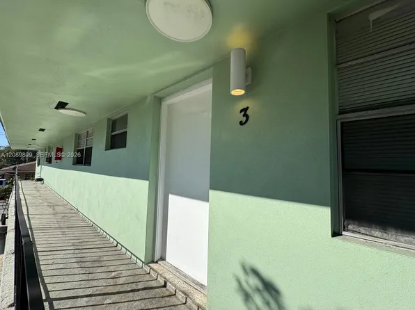 201 NW 77th St APT 3, Miami, FL 33150