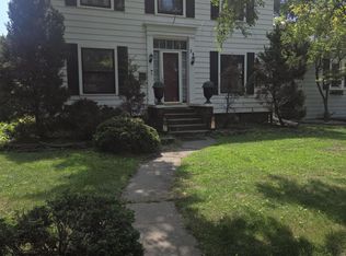 34 Midway Ct, Hammond, IN 46324