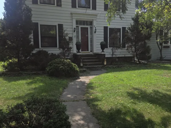 34 Midway Ct, Hammond, IN 46324