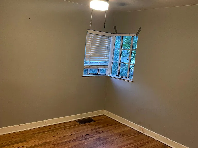 Bedroom 10x10.