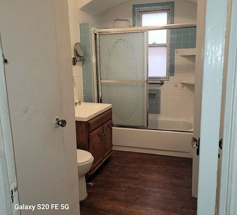 4th image of 9318 240th St