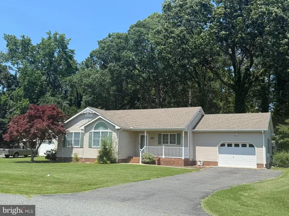 3 Holly Ter, Cambridge, MD 21613