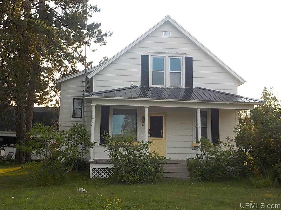 1st image of 401 Kahma Ave