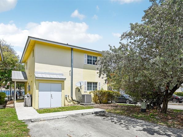 380 NW 20th St #8, Miami, FL 33127