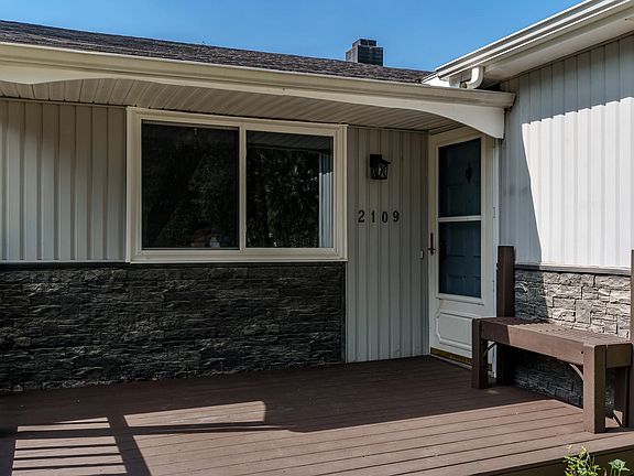 3rd image of 2109 Jamestown Dr