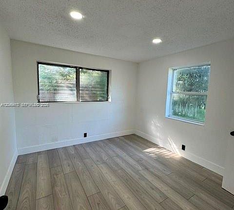 5th image of 26 Virginia Rd