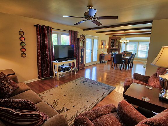 5th image of 107 Kristen Ct