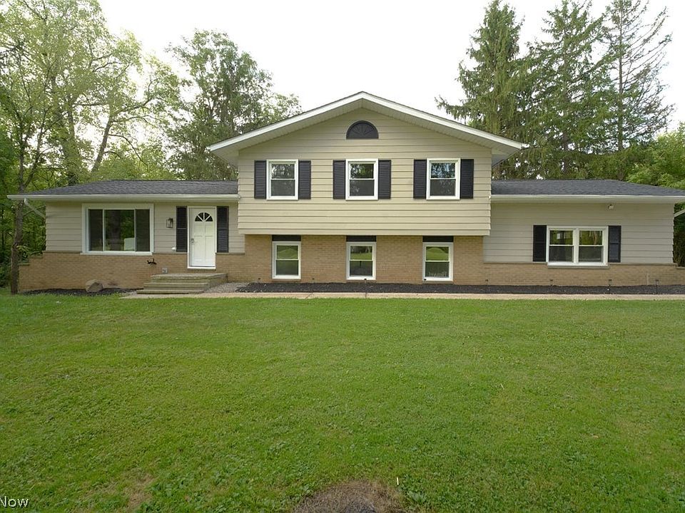 1st image of 3954 Remsen Rd
