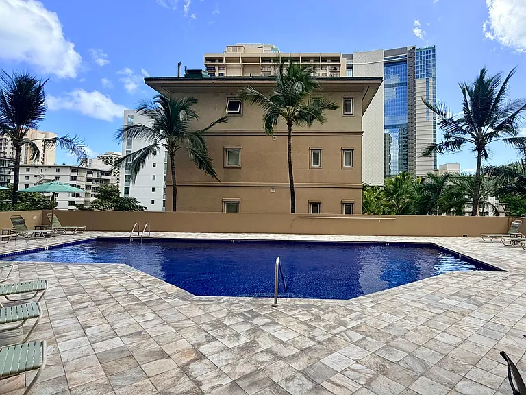 2121 Ala Wai Blvd #1702 — Photo 27