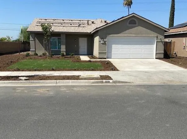 1109 S Royal Oak Place E, Porterville, CA 93257