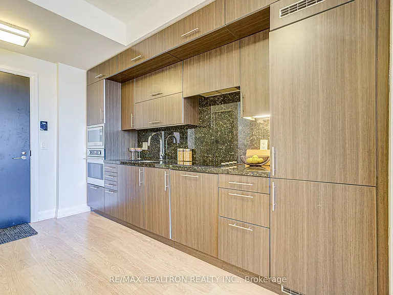 2 Anndale Dr #407 — Photo 9