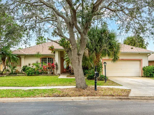 3200 Forest Creek Dr, Melbourne, FL 32901
