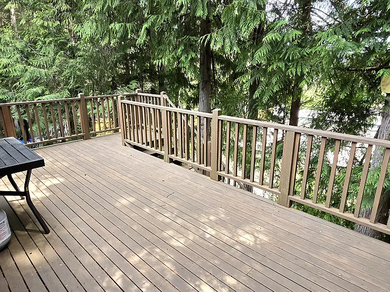 530 NW Carolyn Ln — Photo 28