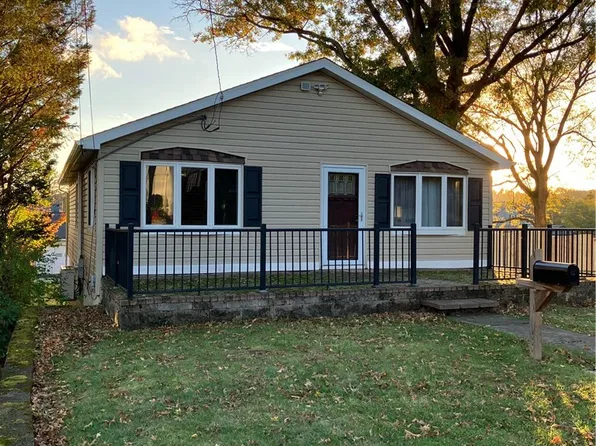 413 Summit Ave, Ligonier, PA 15658