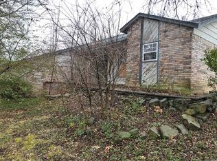 2105 Tanglewood Ln, Muskogee, OK 74403