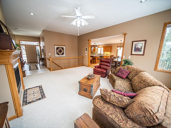 4th image of 3721 Arbor Dr NW