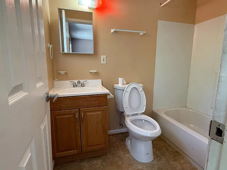 5212 Astor Pl SE — Photo 16