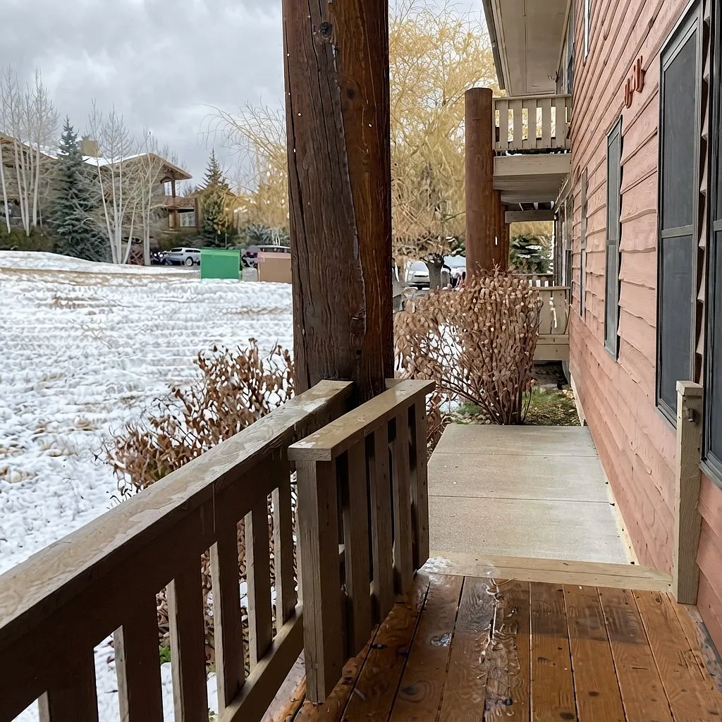 2 Bdrm/2 Bath Pinebrook Point Condo — Photo 4