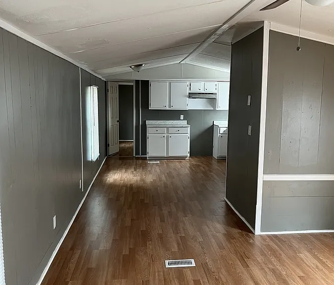 4401 E Broadway St #9 — Photo 51