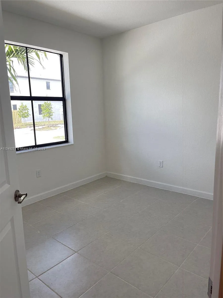 Building Photo - 28545 SW 132nd Ct