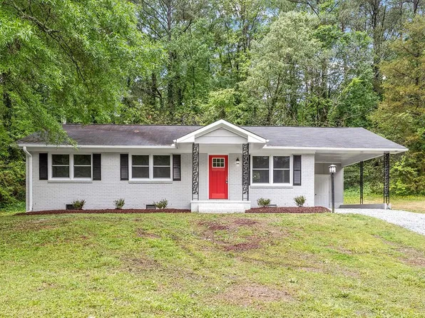 1611 Amberley Dr, Durham, NC 27704