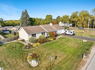 981 Napolean Way, Traverse City, MI 49696
