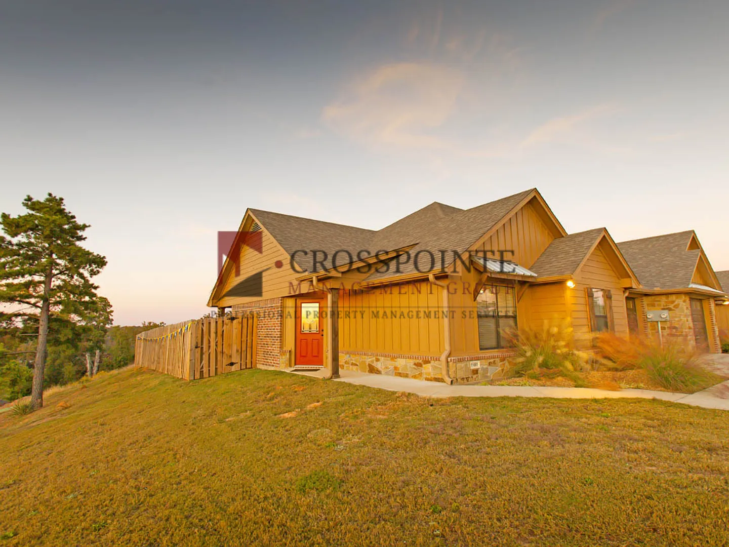 Coming Soon! Stunning 3 bed, 2 bath, 1 car garage located in West Tyler!! — Photo 3