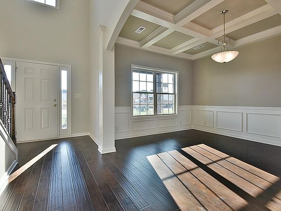 3rd image of 25 Dutchtown Woods Lot 25
