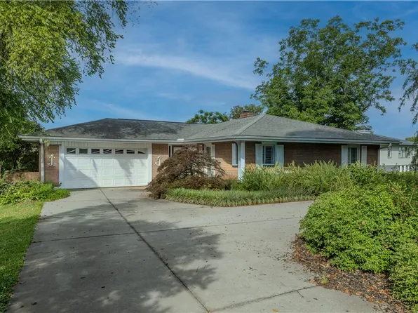 209 Edgewater Dr, Anderson, SC 29626