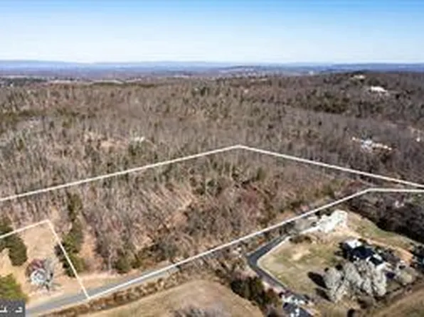 24109 New Mountain Rd, Aldie, VA 20105