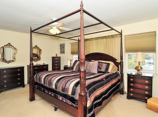 4 Bramble Ln, Matawan, NJ 07747