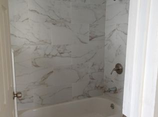 467 Norwood St, East Orange, NJ 07018