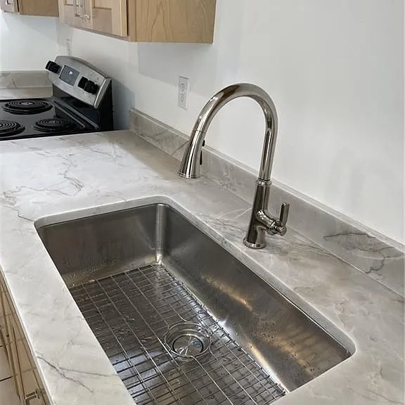 510 Corey Ln — Photo 13