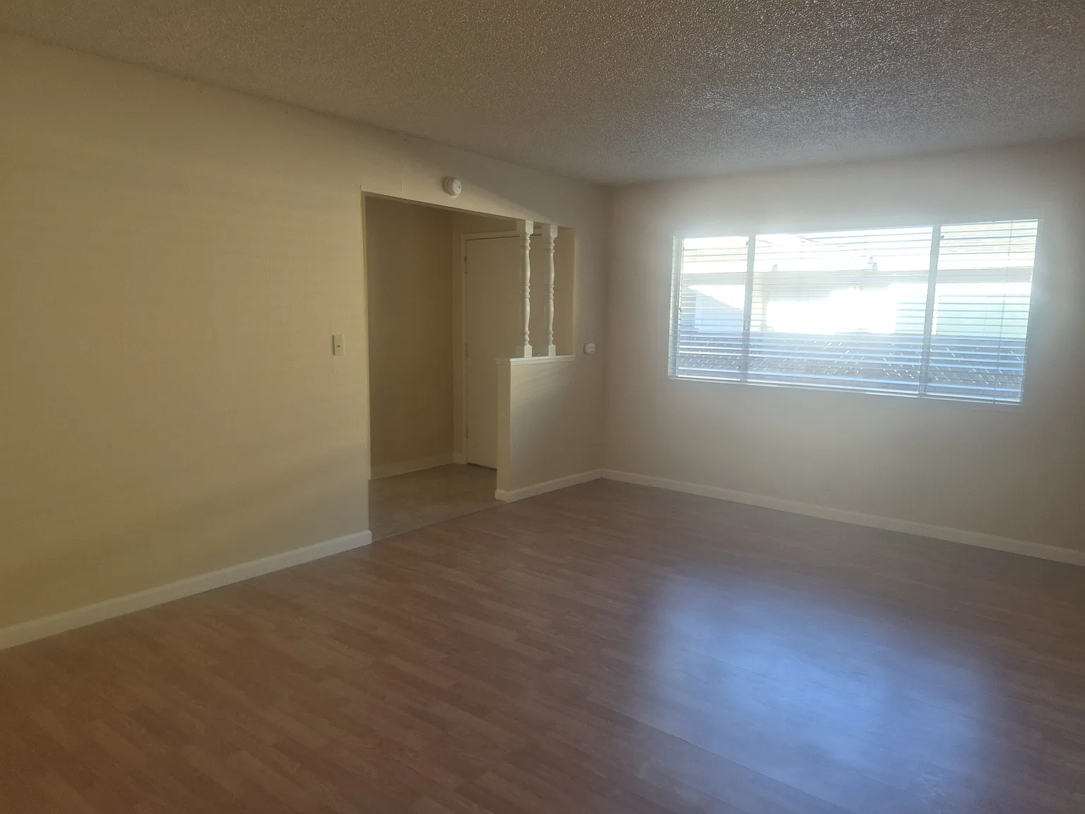 2 bed, 1.5 bath, 1050 sqft, $2,795 — Photo 4