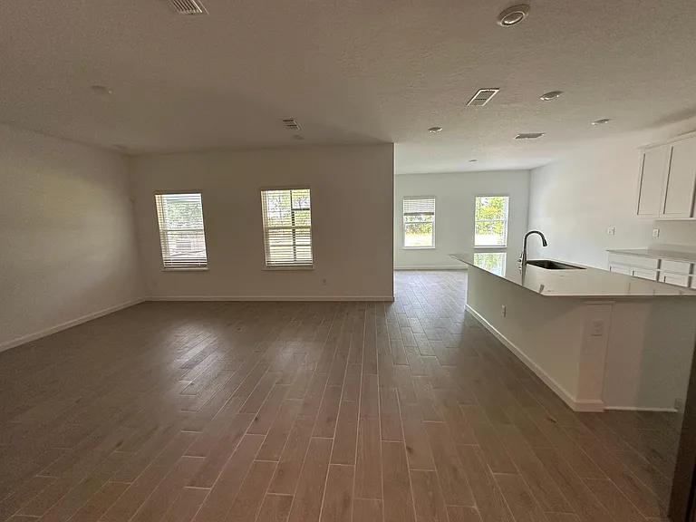 4086 Haydon Burns Pl — Photo 23