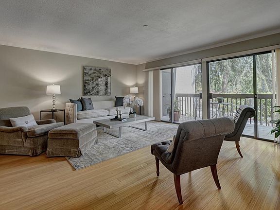 4th image of 226 W Edith Ave APT 19