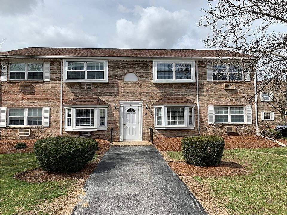 1st image of 20 Washington Park Dr #5