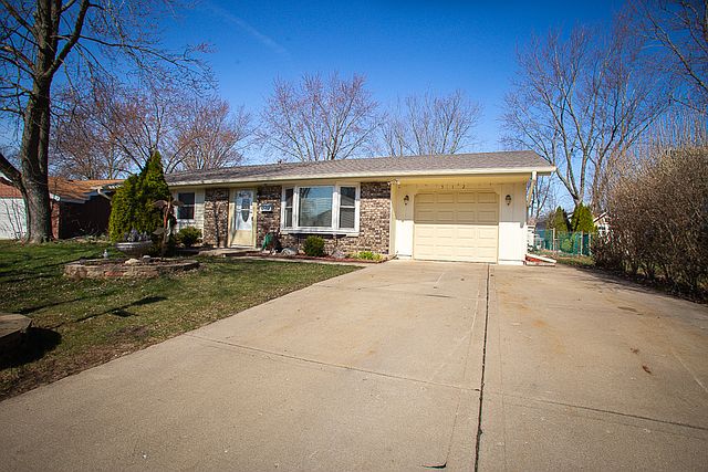 1st image of 512 Slingerland Dr