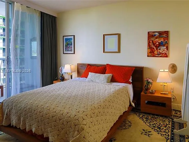 1750 N Bayshore Dr #1711 — Photo 38