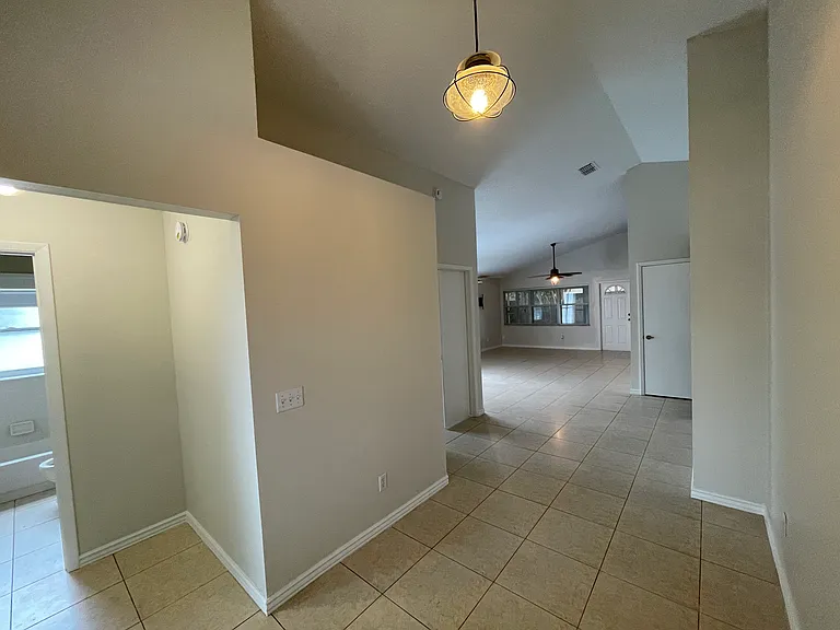 1307 Carpenter Branch Ct — Photo 10