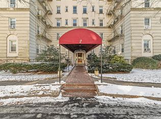 2 Park Ln APT 3C, Mount Vernon, NY 10552