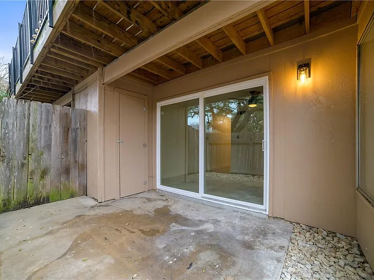 2600 Penny Ln #118 — Photo 27