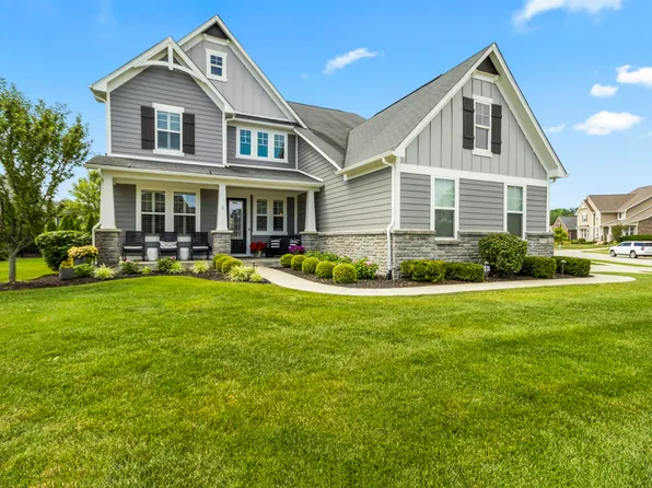 2713 Benmore Ct, Zionsville, IN 46077