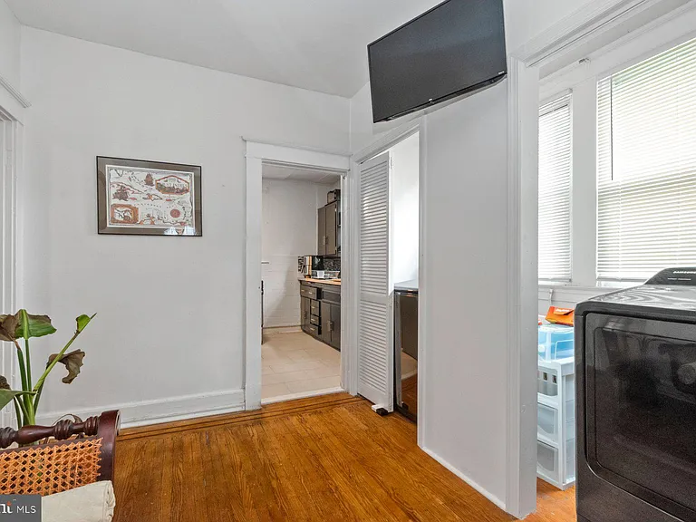 3904 Gwynns Falls Pkwy — Photo 11